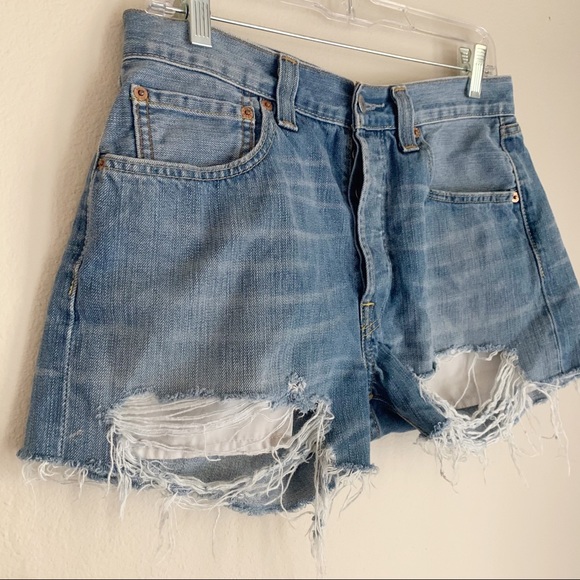 Levi Original 501 Cut Off Denim Shorts Sz 30 - Picture 2 of 11